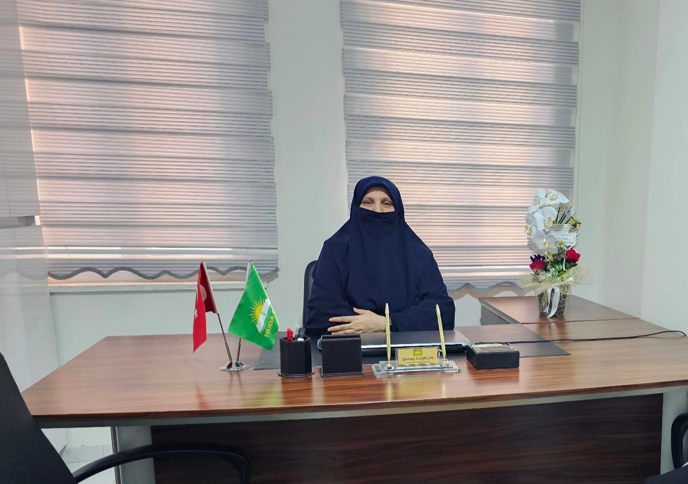 YOKSULLUĞUN EN AĞIR YÜKÜNÜ KADINLAR VE ÇOCUKLAR TAŞIYOR