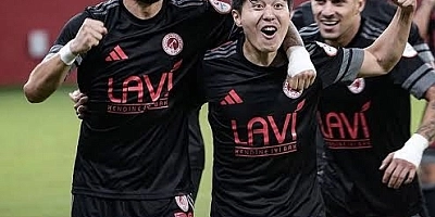 ​7 GOLLÜ ÇILGIN MAÇ: BATMAN PETROLSPOR KARAGÜMRÜK'Ü EVİNE ELLERİ BOŞ GÖNDERDİ!