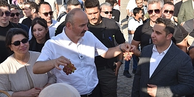 FESTİVALDE KALMASIN, PAZARA ÇIKSIN: DEMİR’DEN YEREL ÜRÜN ÇAĞRISI